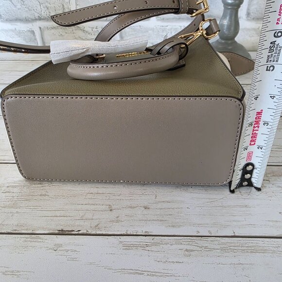 Michael Kors Marilyn Small Color Block Saffiano Leather Messenger Bag NEW - Picture 11 of 15